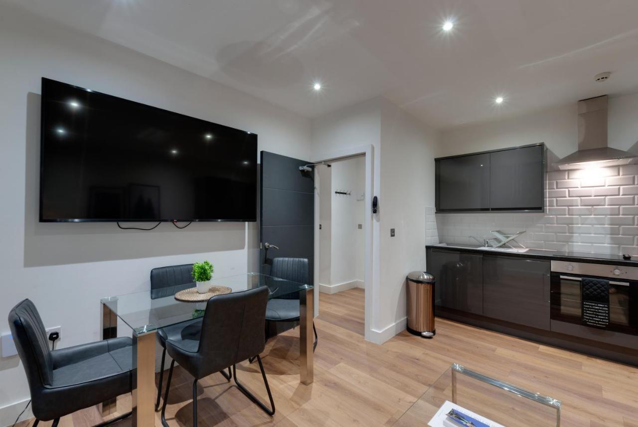 Lord Street Apartments By Happy Days Liverpool Exterior photo